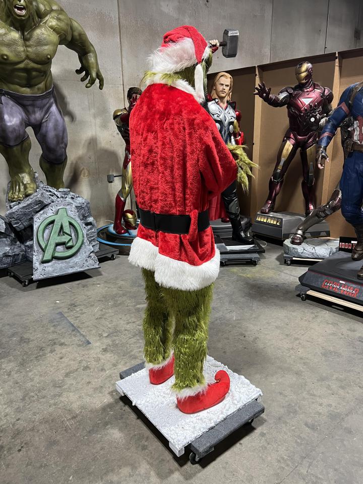 How the Grinch Stole Christmas Statue