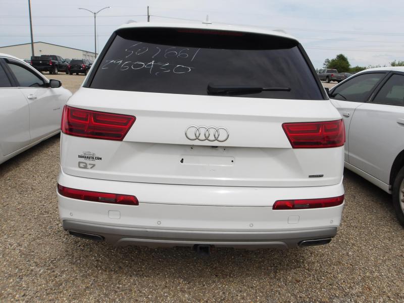 D13 - 2019 Audi Q7 Premium Plus