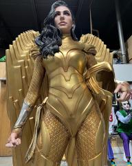 Wonderwoman 1984 Life Size Statue