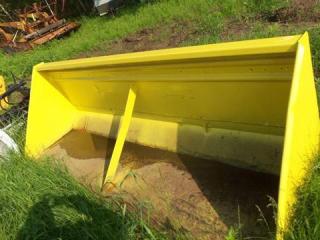 Bucket 9ft for skid steer - Lot # H1079