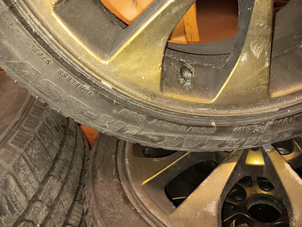 205/50R17 Bridgestone Blizzak LM-25V Tires with 5 bolt Rims Set of 4