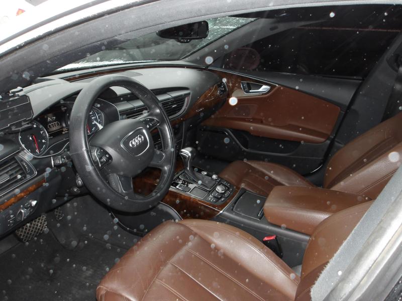 A145 - 2013 Audi A7 Prestige