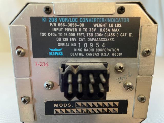 Bendix-King KI 208 VOR/LOC Indicator. 14 Volt. Used.