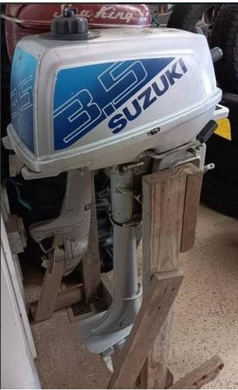 Suzuki DT 3.5 hp Outboard Motor - Item # 127