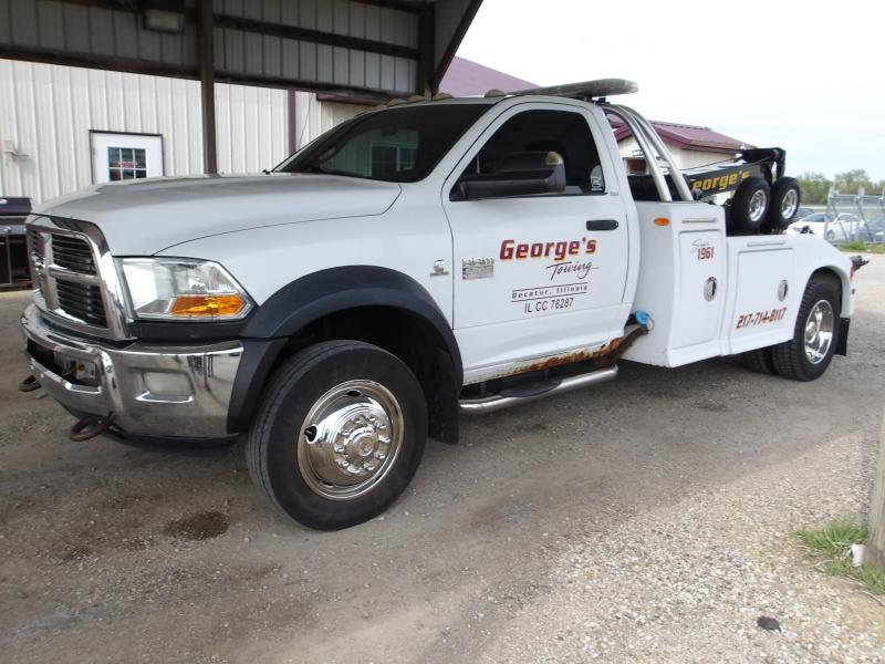 C60 - 2011 Dodge Ram 5500 Wrecker