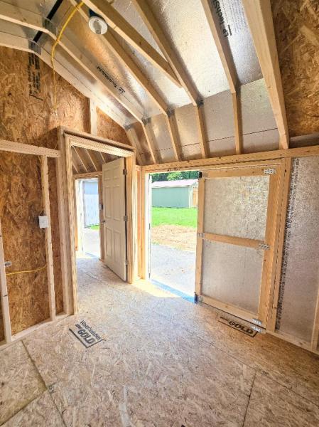 🔥SAVE $1,066 10X24 Barn w/Elect/Divider Wall - $9,602 - $379Dn $379/Mo - Free Del/Blocks (50mi)