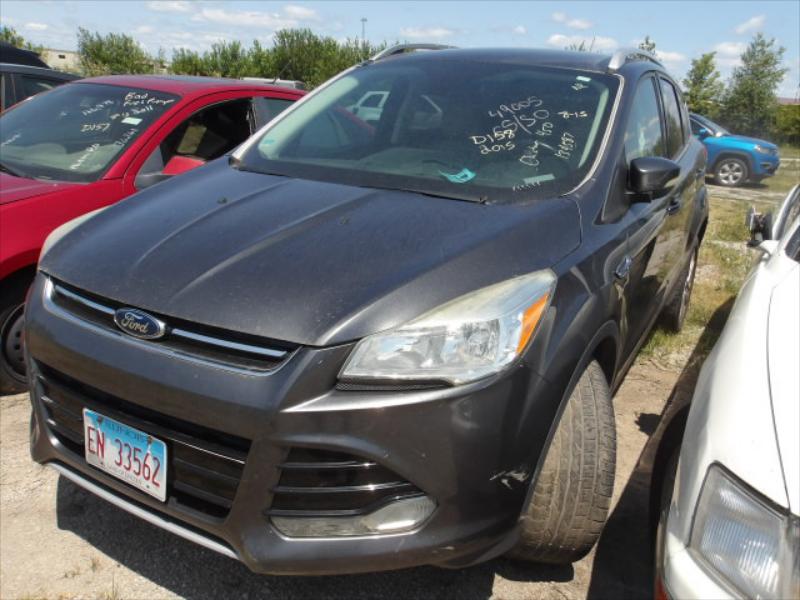 D158 - 2015 Ford escape Titanium *** Mechanics Special ***