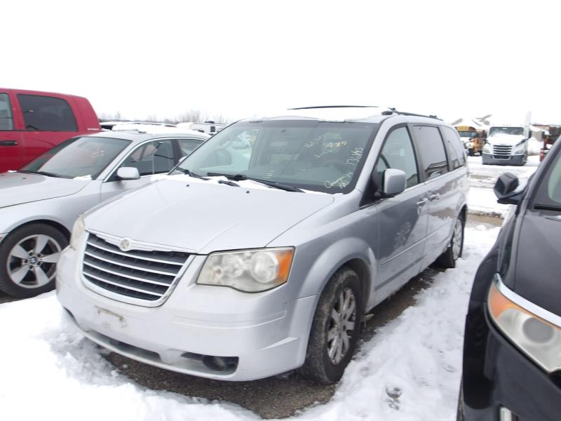 A75 - 2008 Chrysler Town & Country *** REPO ***