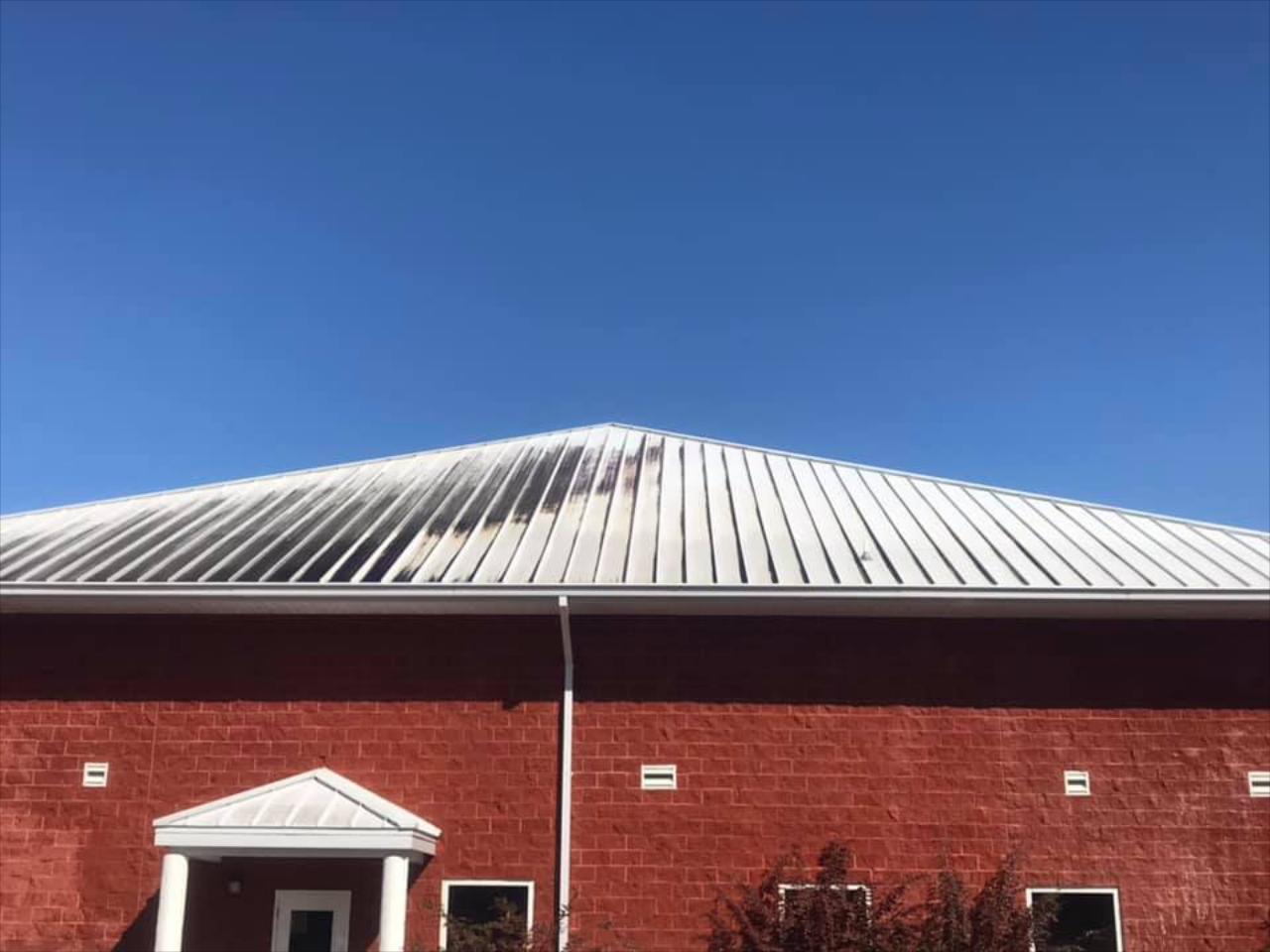 Commercial Pressure Washing In Defuniak Springs Fl Metal Roof Cleaning