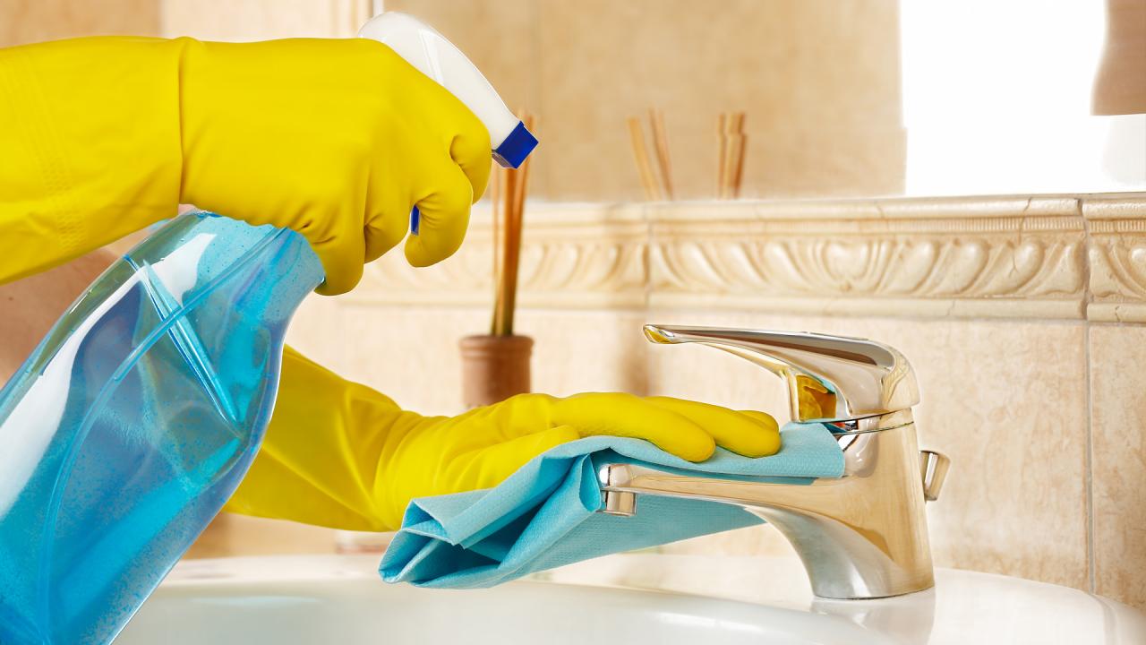 OUR DAILY COMMERCIAL CLEANING ROUTINE