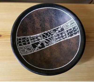 Decorative Hand carved Soapstone Bowl/Plate
