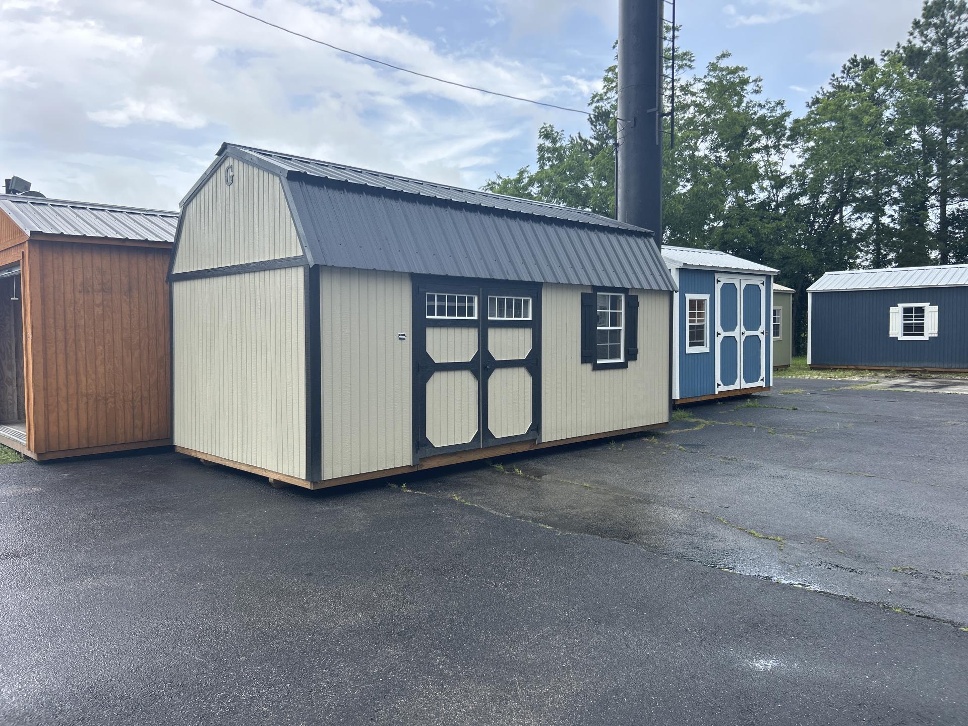 10x20 SIDE LOFTED BARN