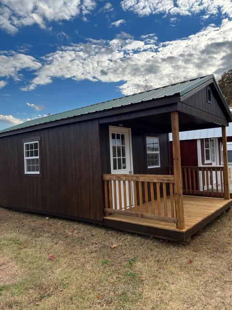 12x24 Deluxe Cabin