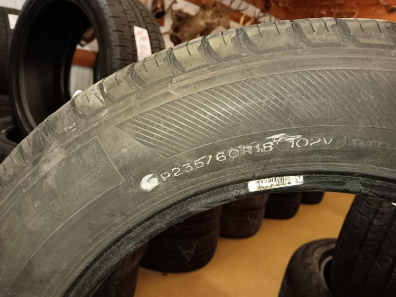 235/60R18 Michelin Latitude Tour HP Tires Set of 4