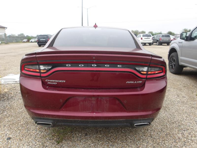 D5 - 2017 Dodge Charger SXT
