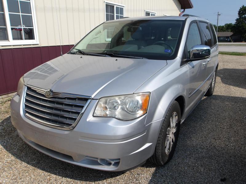 A45 - 2009 Chrysler Town & Country
