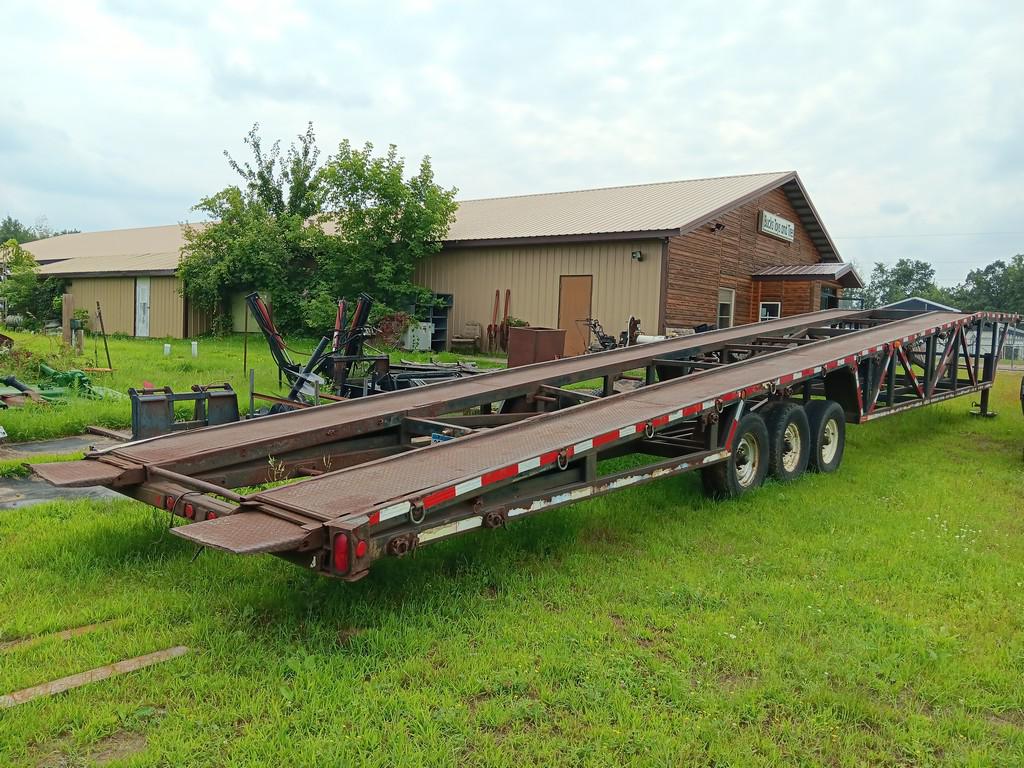 Beatrice Motor Mart Mfg Gooseneck Tri Axle Wedge Trailer - Item # 29