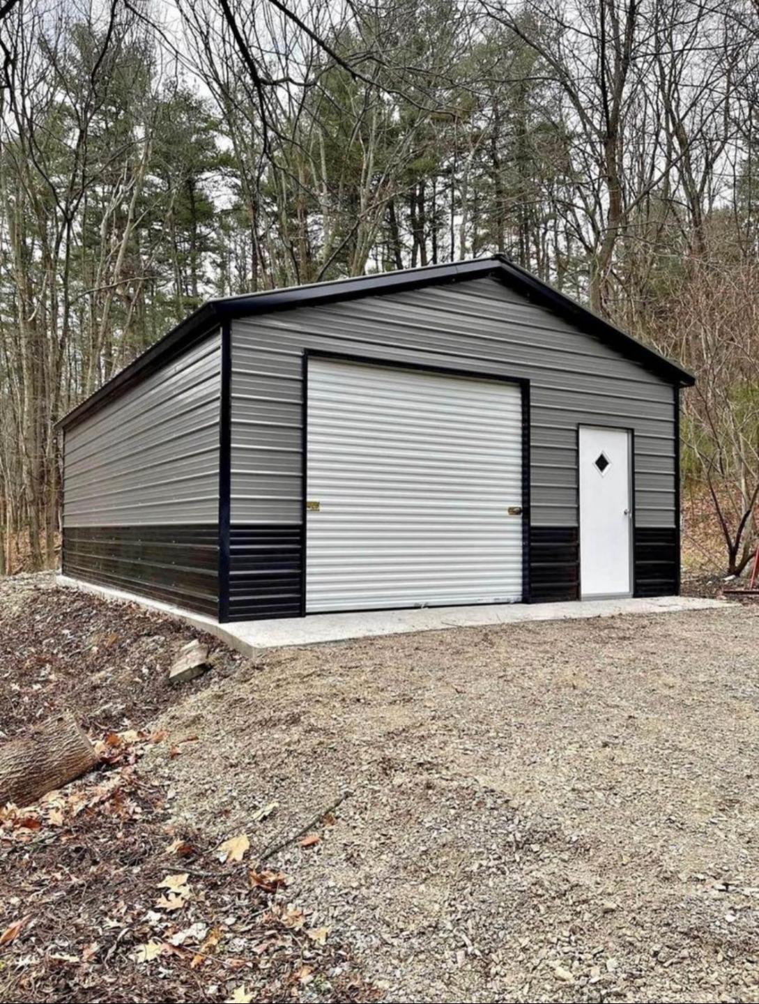 22x25x9 Garage with Roof Insulation.