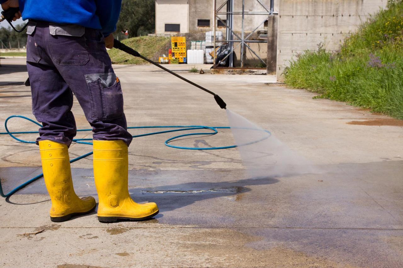 Industrial Surface Cleaning