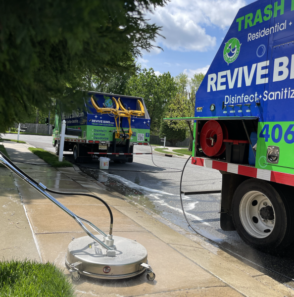 Sidewalk &amp; Driveway&nbsp;Cleaning