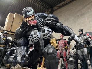 Marvel Beast Kingdom Venom