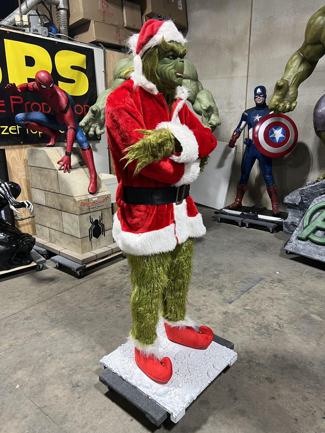 How the Grinch Stole Christmas Statue