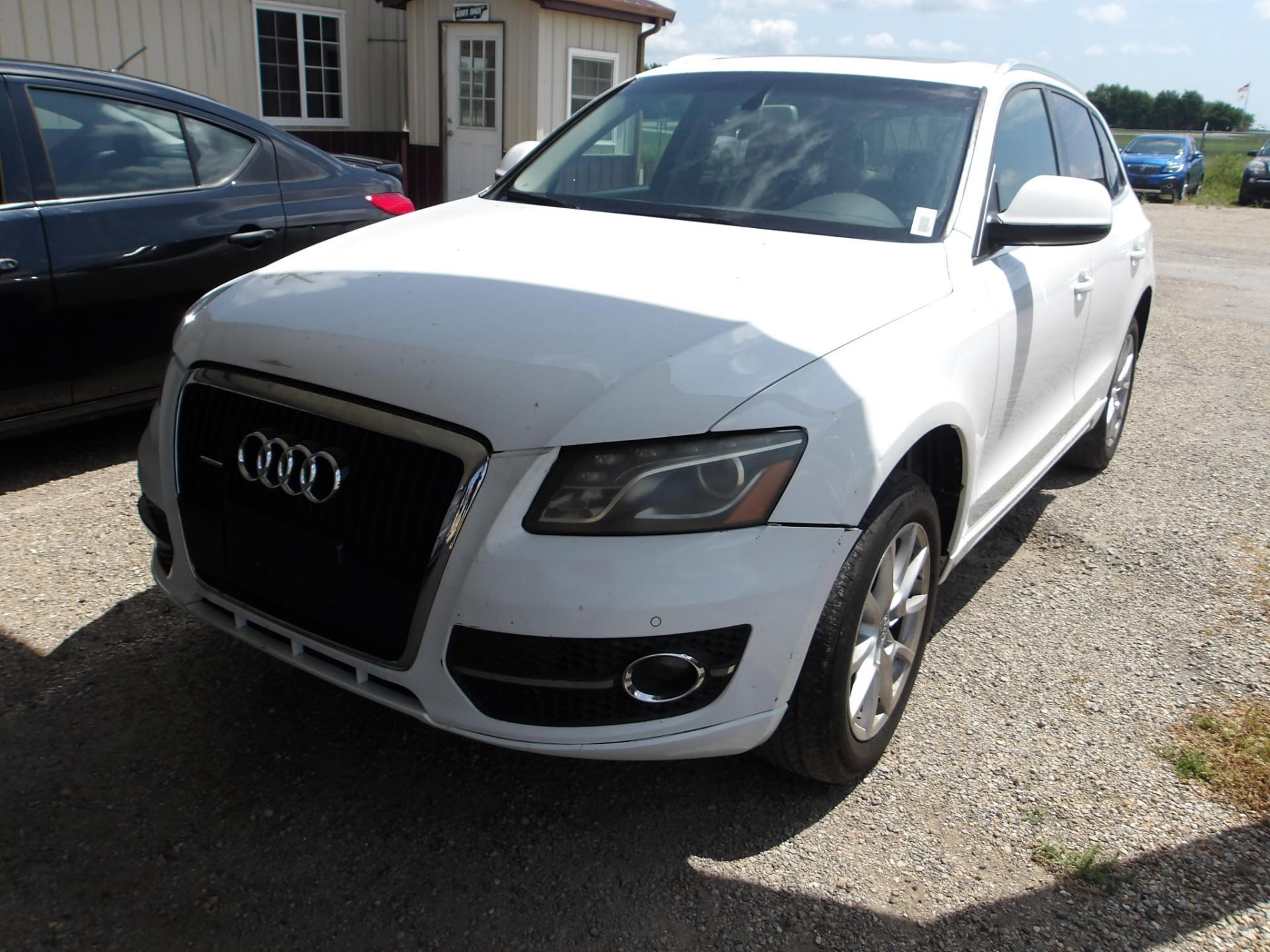 AC2 - 2009 Audi Q5 3.2 Quattro
