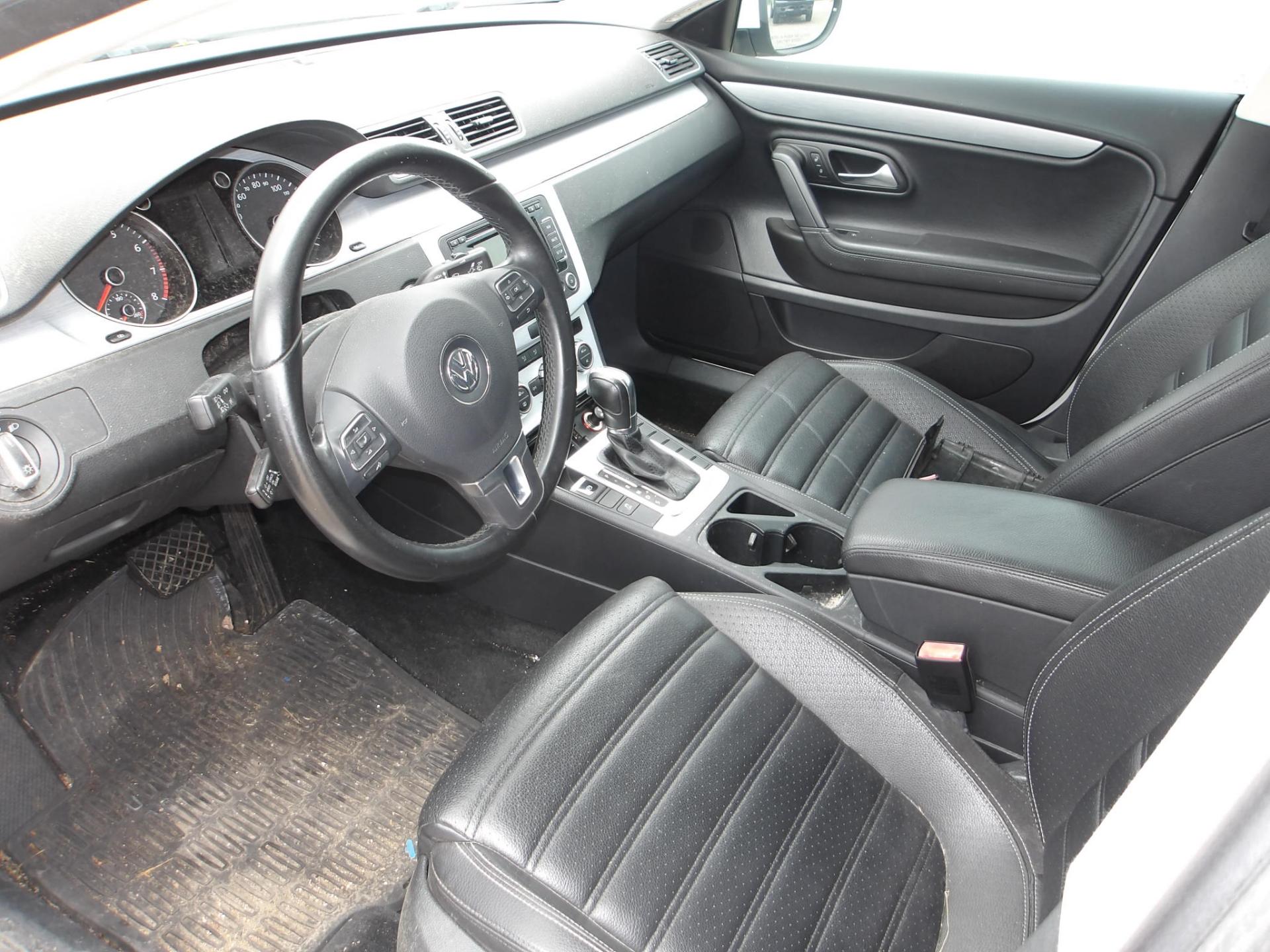 D31 - 2013 Volkswagen cc 2.0T Sport