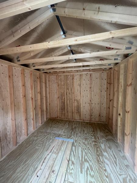 10x12 Utility Shed - With Ramps!