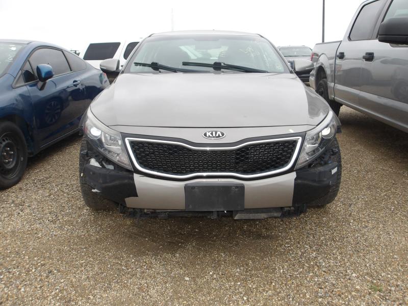 D19 - 2015 Kia Optima SX