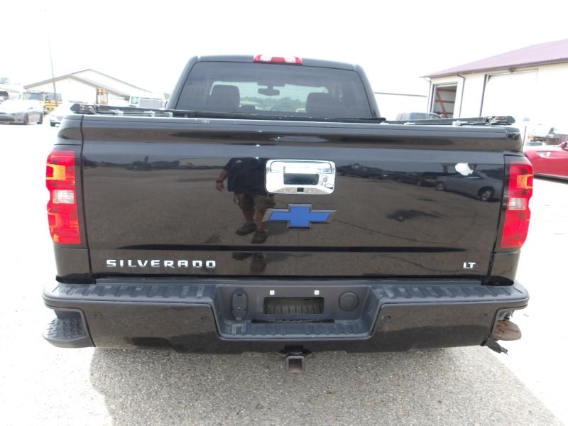 D37 - 2015 Chevrolet Silverado LT