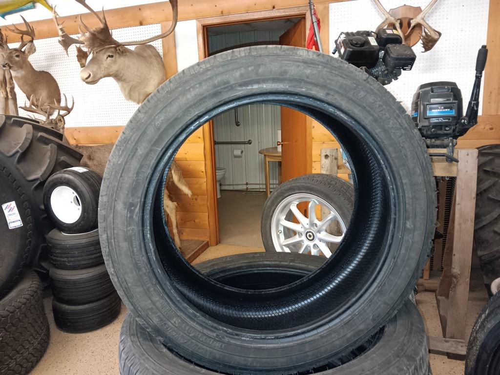 285/45R22 General Grabber HT5 Tires Set of 4