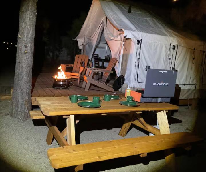 Off grid Glamping