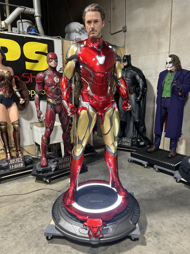 Avengers End Game Tony Stark with Interchangeable Heads