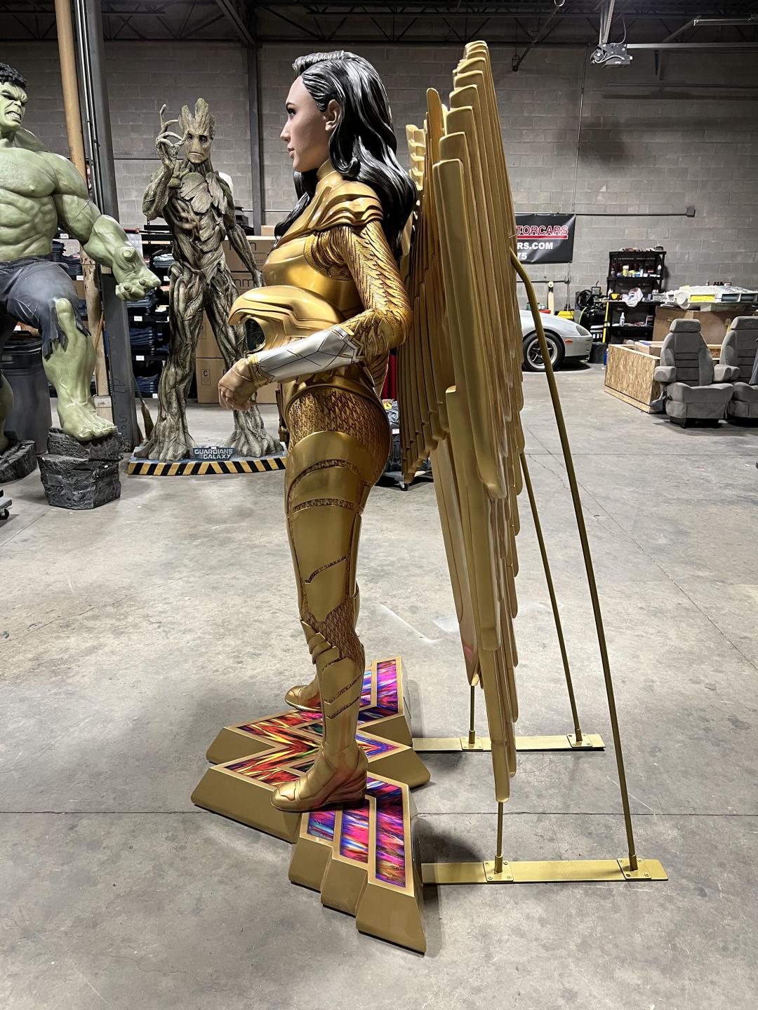 Wonderwoman 1984 Life Size Statue