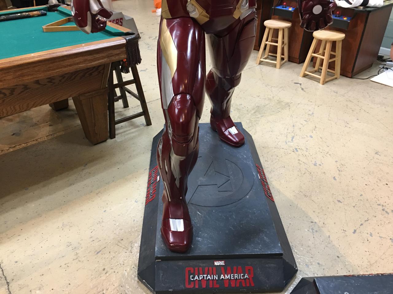 Marvel “Captain America: Civil War” 3 Piece Set War Machine Ironman