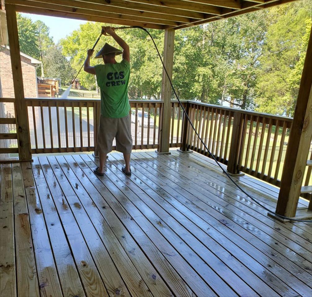 Deck &amp; Fence Cleaning