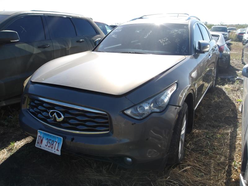 D62 2011 INFINITI FX35