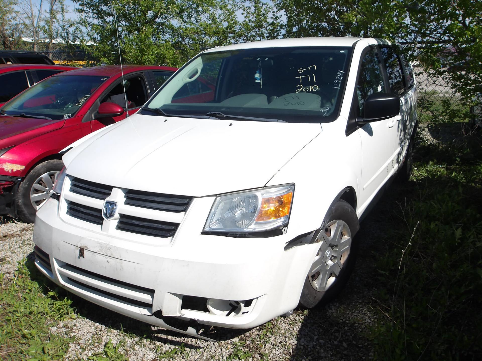 T11 - 2010 Dodge Grand Caravan SE ** Repo ** Mechanics Special **