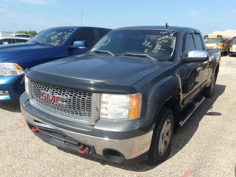 D36 - 2011 GMC Sierra SLE