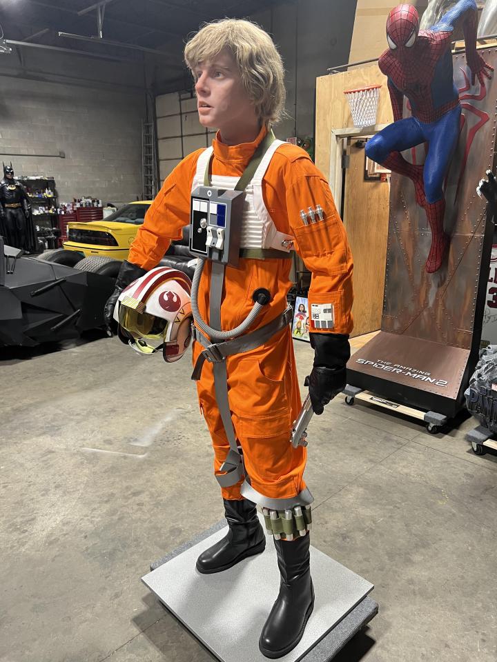 Life Size Star Wars Luke Skywalker X-Wing Fighter Pilot
