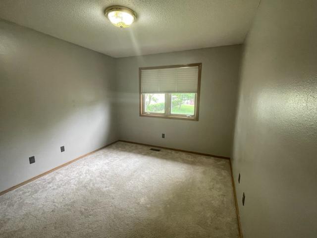 400 N Linwood Ct
