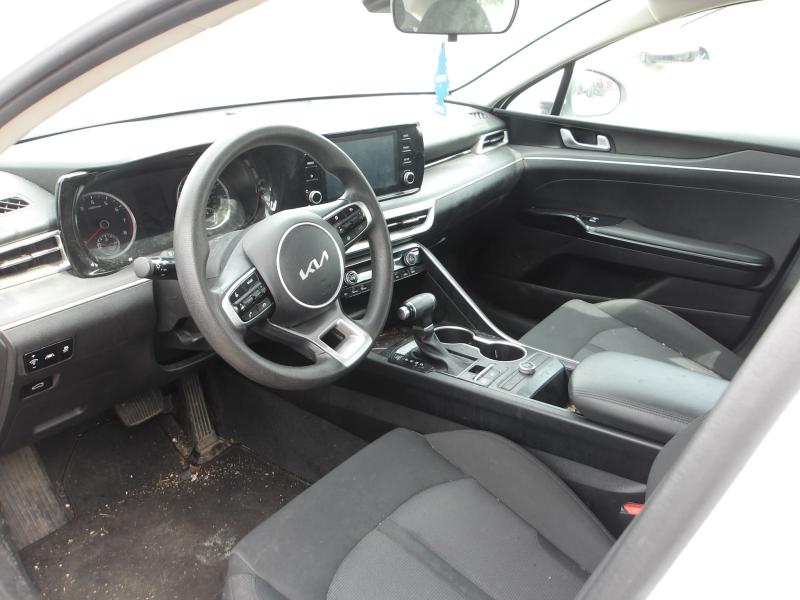 D9 - 2023 Kia K5 LXS