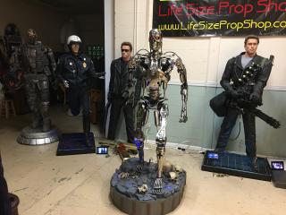 Sideshow Terminator T-800 First Version Endoskeleton