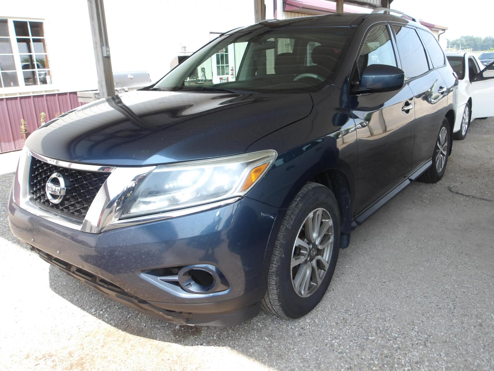 A10 - 2014 Nissan Pathfinder