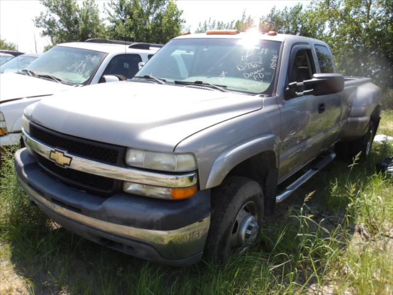 D132 - 2002 Chevrolet Silverado 3500 *** Mechanics Special ***