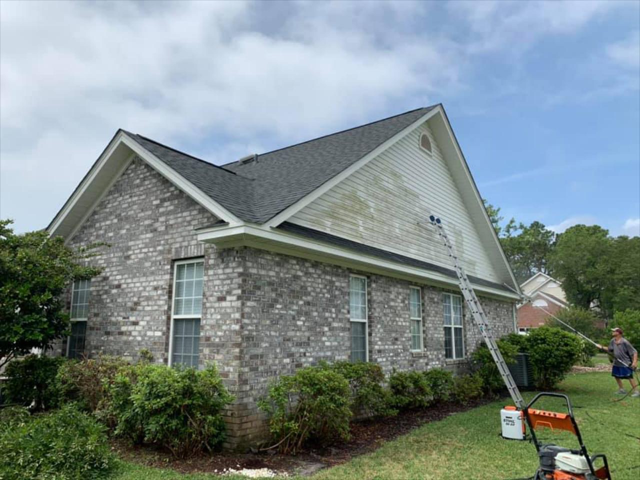 Soft Wash House Washing & Roof Cleaning