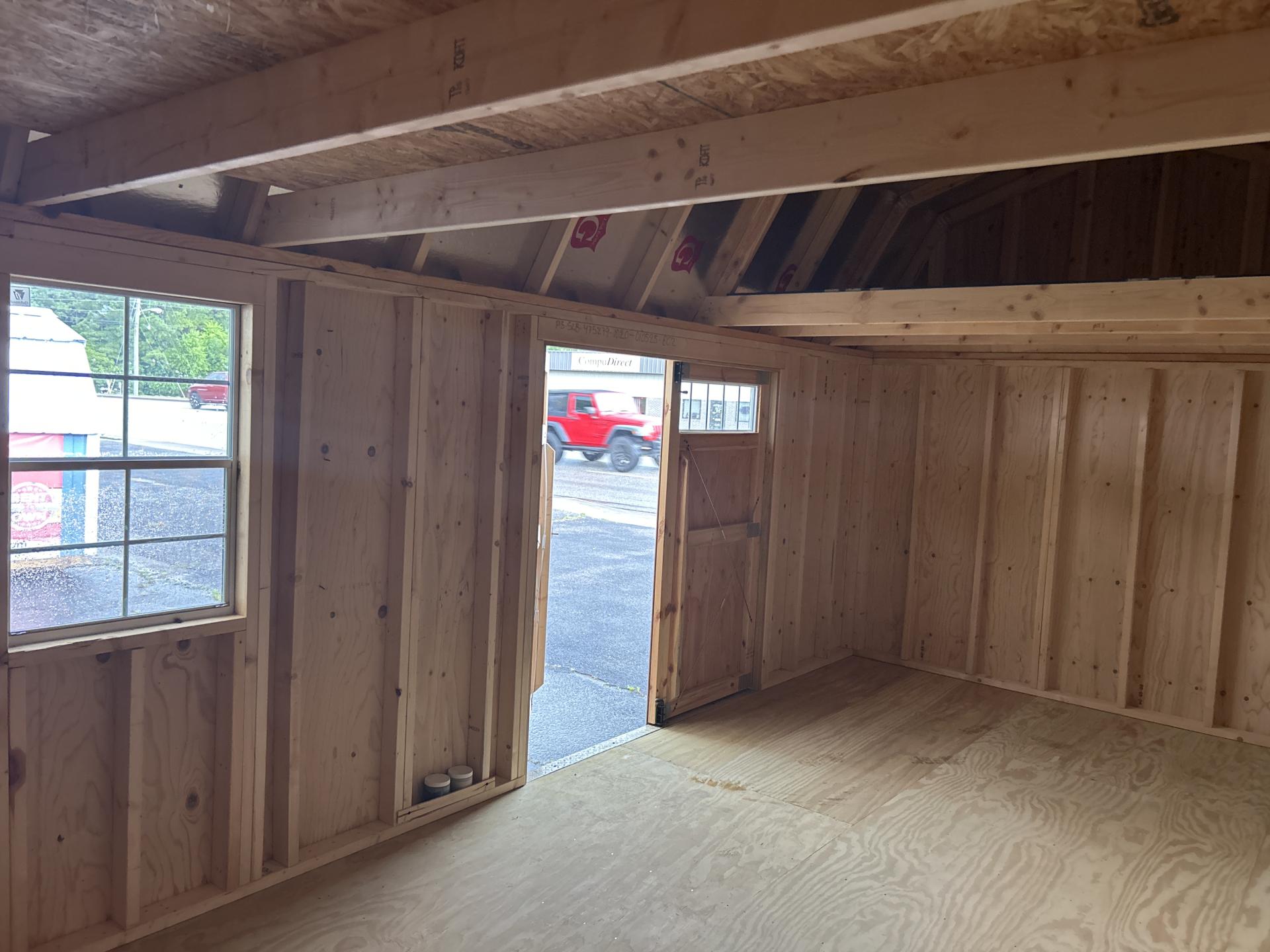 10x20 SIDE LOFTED BARN