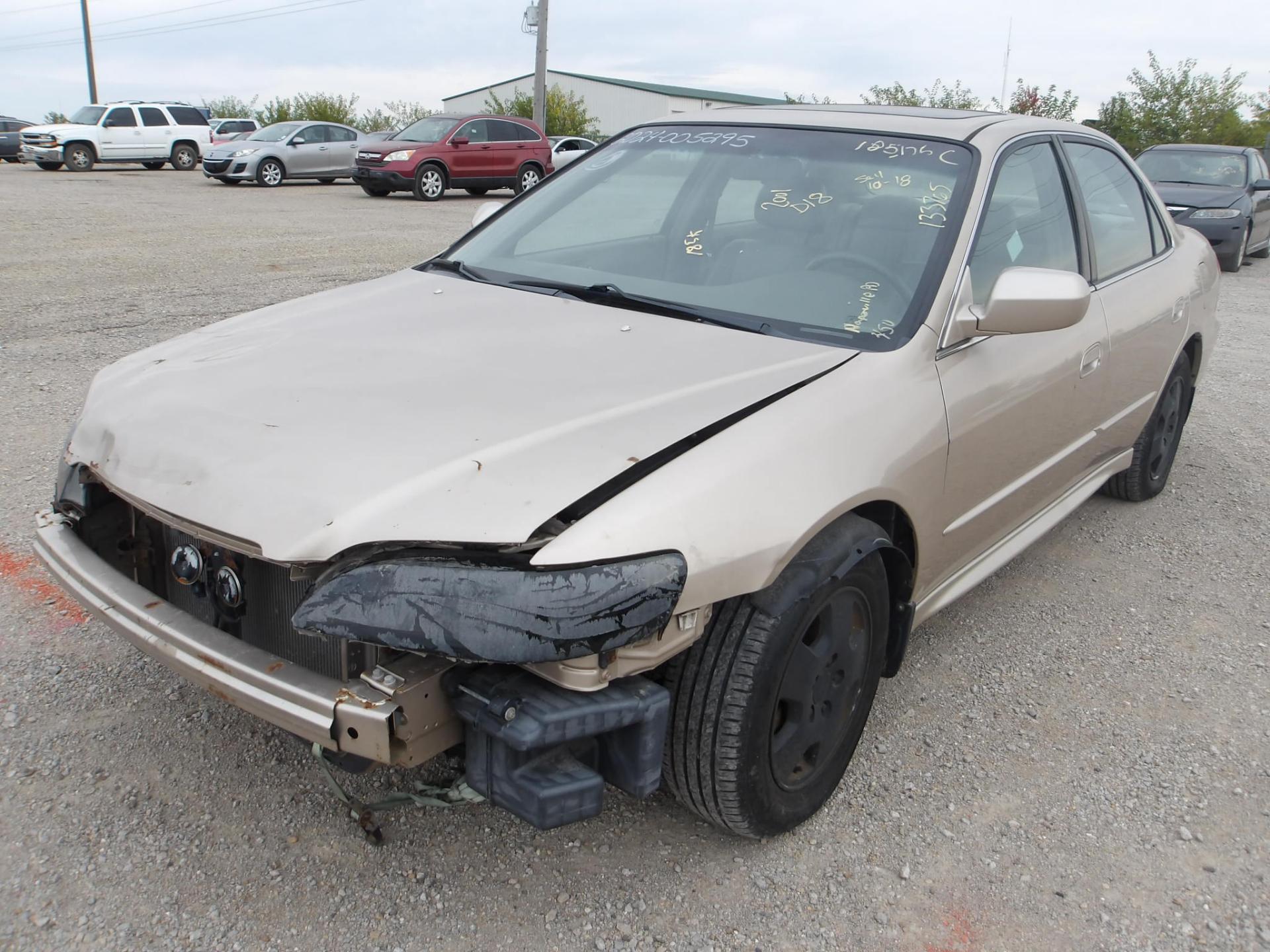 D18 - 2001 Honda Accord EX