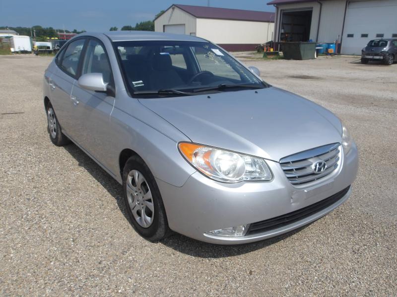 D58- 2010 HYUNDAI Elantra